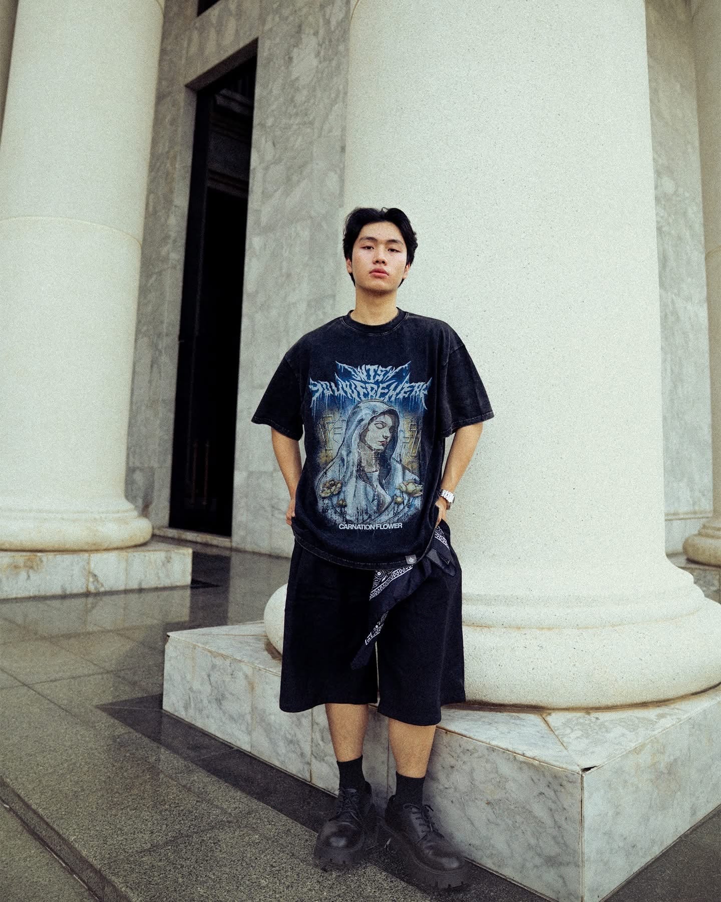 IWYWH Carnation Black Mary Blue Tee