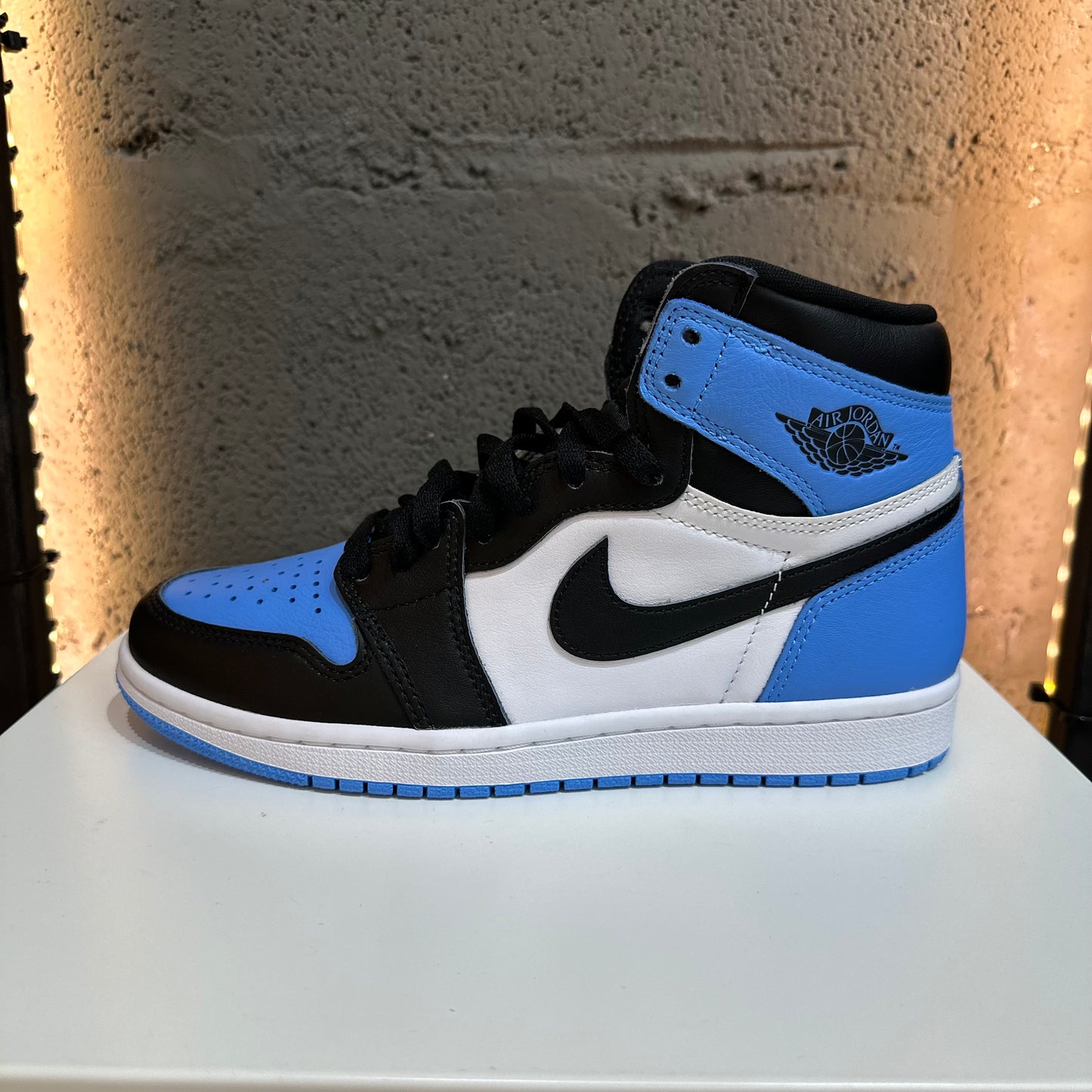 Jordan 1 High UNC Toe