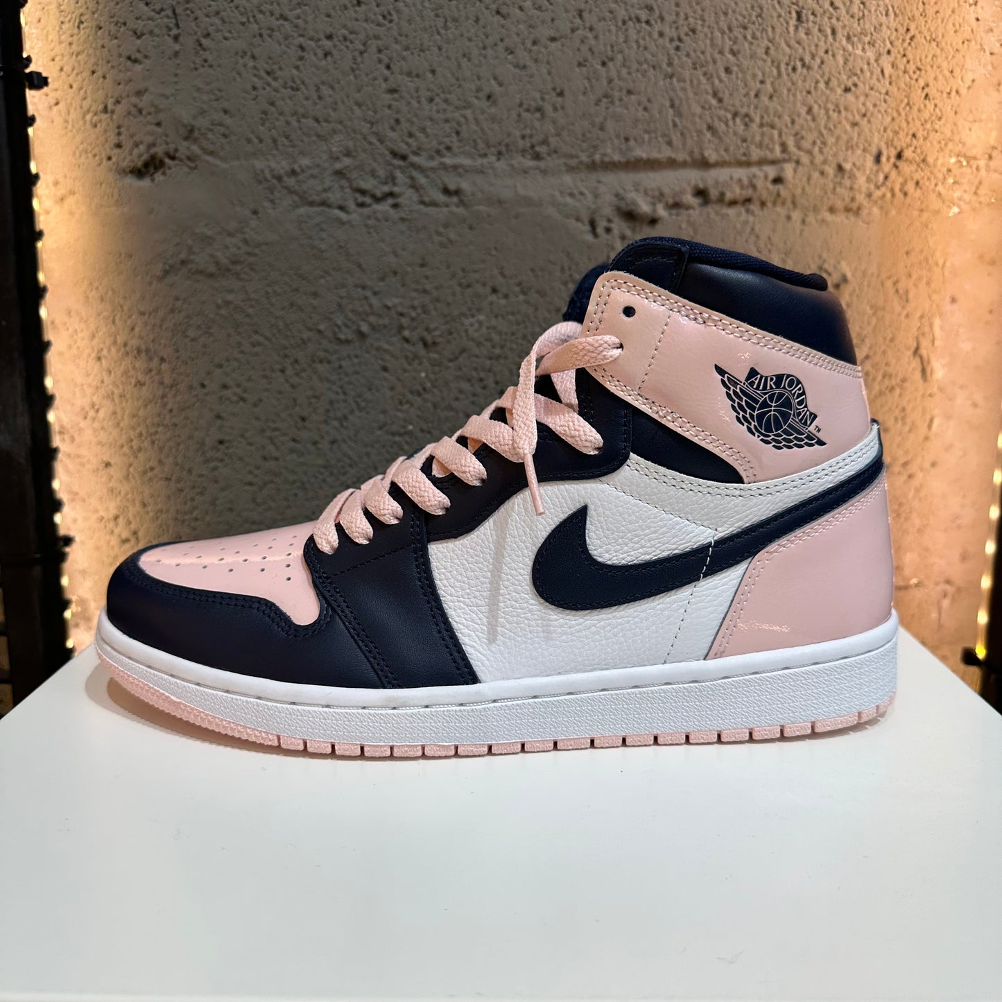 Jordan 1 Retro High OG Bubble Gum (W)