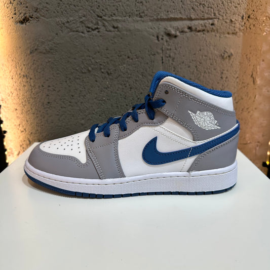 Jordan 1 Mid True Blue