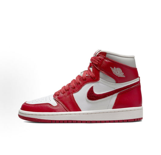Air Jordan 1 High Versity Red