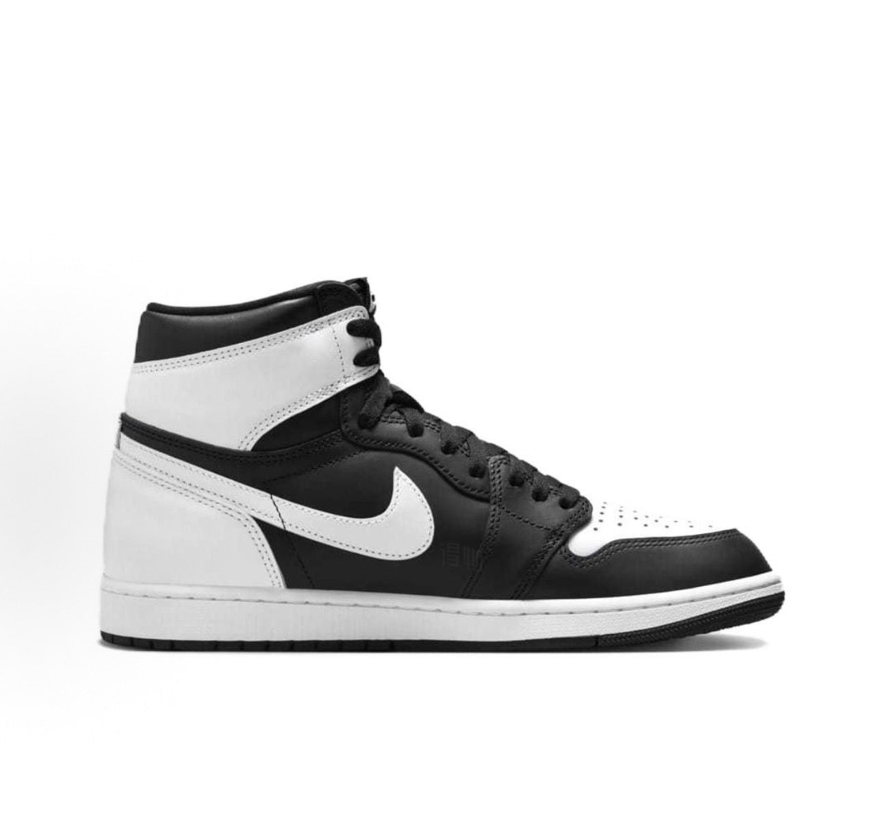 C.Jordan 1 Retro High OG Black White