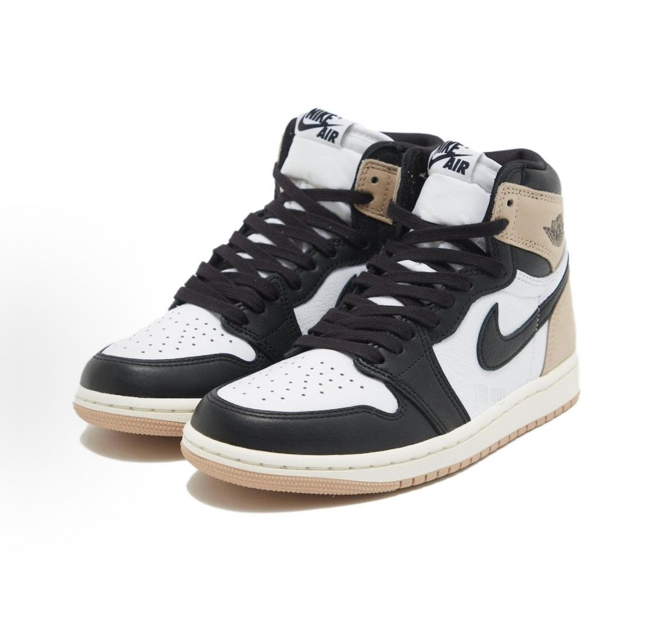C.Jordan 1 Retro High OG Latte (Women's)